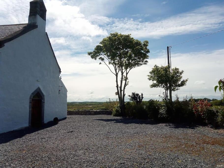 The Burren Art Gallery Built In 1798 Villa Tubber Eksteriør bilde